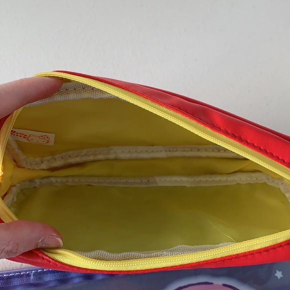 Brand New Hello Kitty Cosmetic Bag/Pencil Case - Picture 4 of 6